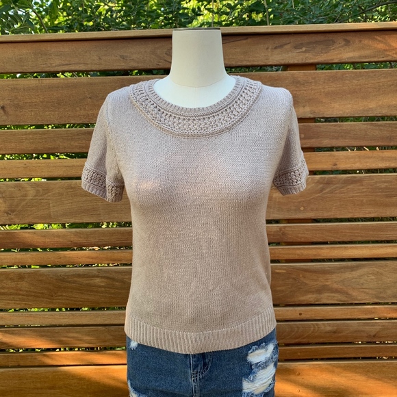 Anthropologie Lightweight Sweater - Picture 1 of 7